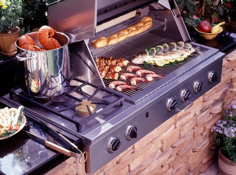 Benefits of an Outdoor Kitchen