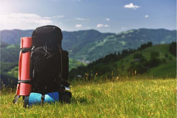 Top 7 Things That An Avid Traveler’s Backpack Must Have