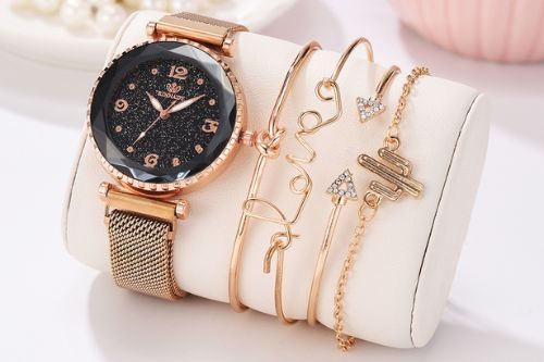 bracelet-or-strap-wristwatch
